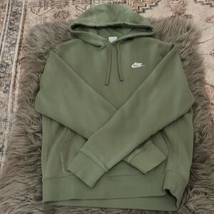 Green nike sweatshirt size small